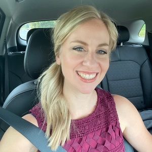 Meet your Posher, Christine